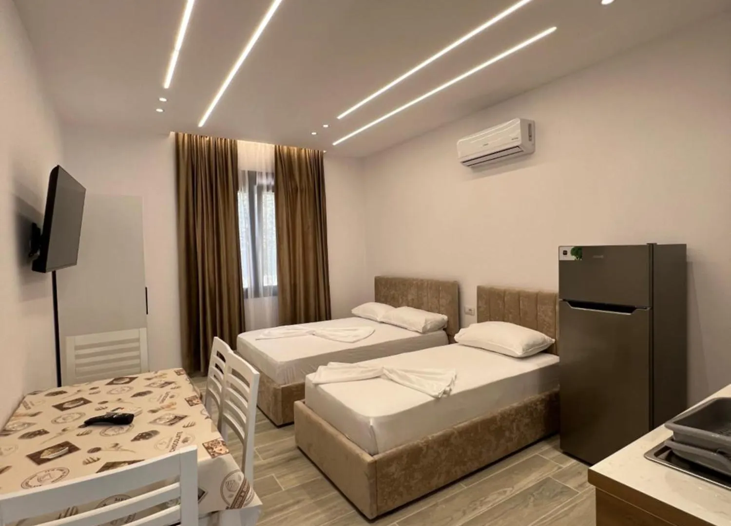 Niks Apartments Vlorë